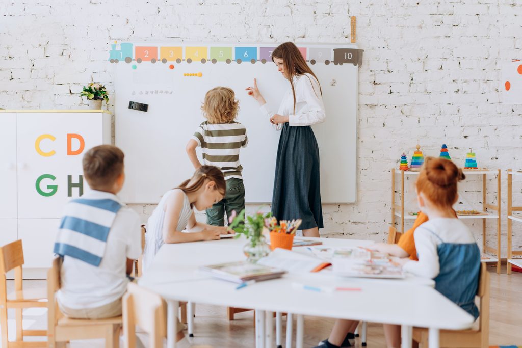 Maintaining English After Returning to Japan: Practical Approaches at Home and at International School